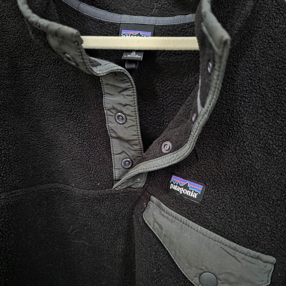 Patagonia Synchilla Fleece - Picture 2 of 3